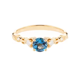 Złoty pierścionek z topazem London Blue i diamentami TP0027ZLTZ Złoty pierścionek z topazem London Blue i diamentami TP0027ZLTZ