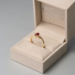 Złoty pierścionek z rubinem i diamentami TP0008ZRN