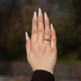 Pierścionek z różowego złota z diamentem laboratoryjnym i diamentami TP0027RLDT