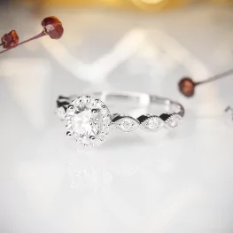 Pierścionek z białego złota z diamentami Pierścionek z białego złota z diamentami